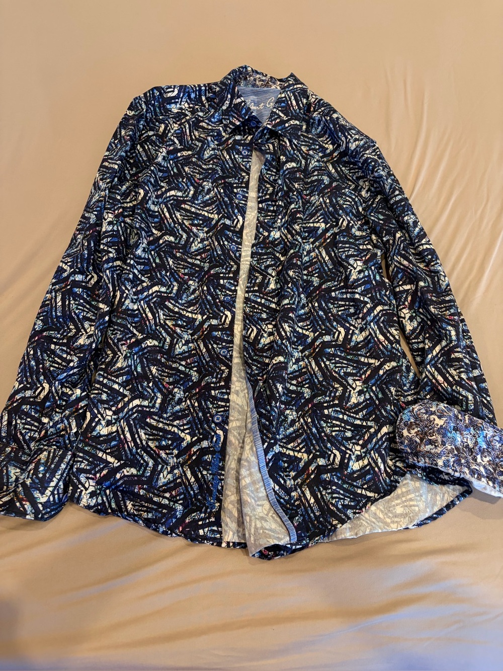 Robert Graham Blue Abstract Print Button Down Shirt – Size Medium